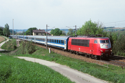 DB Fernverkehr AG 103 192 in Hofstatt mit dem EC25