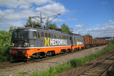 Hectorrail 142 105 in Timra