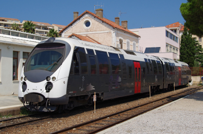 Chemins de fer de la Corse (CFC) AMG 803 in Calvi