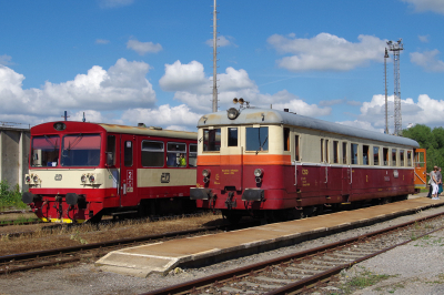 M262 1117 (831 117) KZC  Praha Zlicin  Bahnhofsbild  Railwayfans