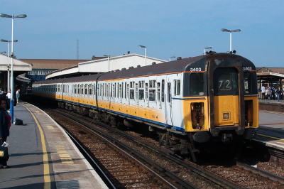 Connex South Eastern 3403 in Clapham Junction