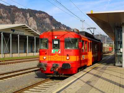 StB 4481 015 in Unterrubendorf mit dem S11