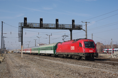 1216 240 ÖBB  Wien HBF EC70 Bahnhofsbild  Railwayfans