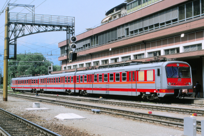 Ale 642 022 Ferrovie dello Stato Italiane (FS)  Bolzano/Bozen  Bahnhofsbild  Railwayfans