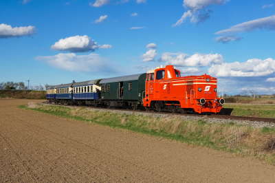 2067 100 NLB  Freie Strecke  Wilfersdorf  Railwayfans