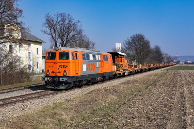 2143 016 RTS  Korneuburg - Ernstbrunn  Freie Strecke  Leobendorfer Straße  Railwayfans