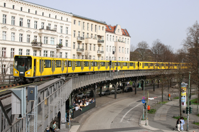 1008-1 BVG  Freie Strecke  Berlin Schlesisches Tor  Railwayfans