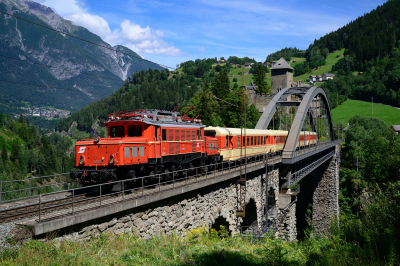 1020 018 EBFL Arlbergbahn Freie Strecke SLP 16815 Trisannabrücke  Railwayfans