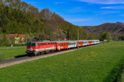 1142 632 ÖBB Pyhrnbahn | Linz Hbf - Selzthal Freie Strecke REX 3912 In der Krems  Railwayfans