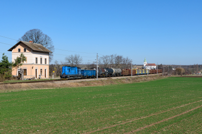 CD Cargo 742 262  in Unterretzbach mit dem DG 44051 