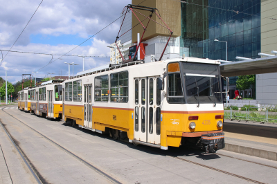 4335 Budapesti Közlekedési Központ  Budapest Kelenföld  Bahnhofsbild  Railwayfans