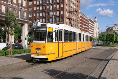 1301 Budapesti Közlekedési Központ  Freie Strecke  Budapest Deák Ferenc tér  Railwayfans