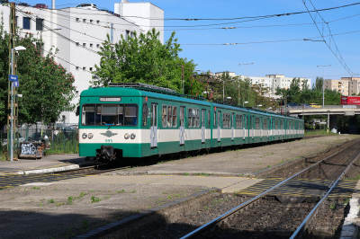 995 Budapesti Helyiérdekű Vasút  Filatorigat  Bahnhofsbild  Railwayfans