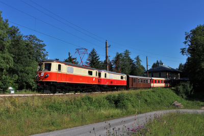1099 011 NÖVOG Maraizellerbahn | St.Pölten - Mariazell Winterbach   Bahnhofsbild  Railwayfans