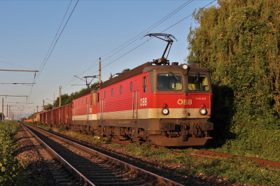 ÖBB 1144 097 in Mitterndorf-Moosbrunn mit dem DG54072
