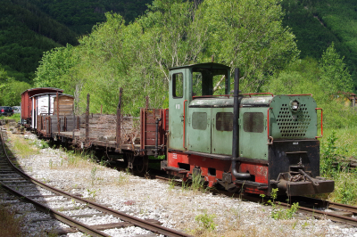 V 10 ÖGLB  Freie Strecke  Hirschwang an der Rax  Railwayfans