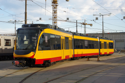 Stadtbahn Karlsruhe 927 in HW Simmering der Wiener Linien