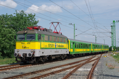 V43 330 GYSEV  Nagycenk 9165 Bahnhofsbild  Railwayfans