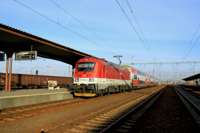 381 002 ZSSK  Leopoldov  Bahnhofsbild  Railwayfans