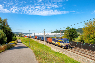 363 090 ZSSK Cargo  Freie Strecke  Horný Hričov  Railwayfans