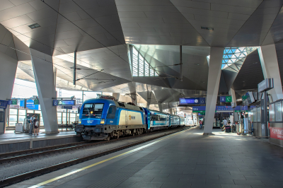 MÁV Rail Tours 182 569 in Gertrude-Fröhlich-Sandner-Straße