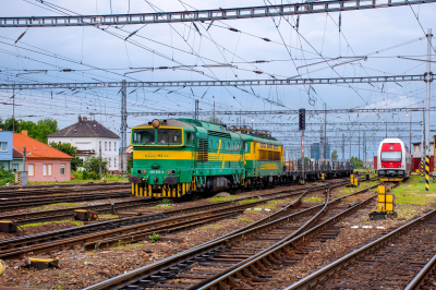 468 002 PSZ  Bratislava Hauptbahnhof  Bahnhofsbild  Railwayfans