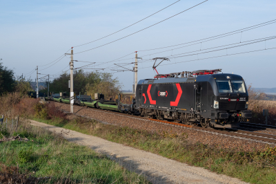 Cargounit 370 068 in Schildberg