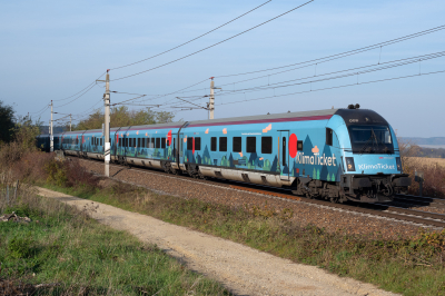 8090 744 ÖBB Westbahn | Wien Westbahnhof - St. Pölten (alt) Freie Strecke  Schildberg  Railwayfans