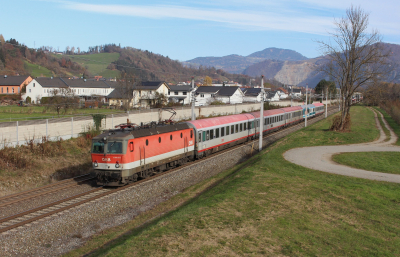 1144 073 ÖBB Südbahn | Wien Hbf -  Spielfeld Straß Freie Strecke EC 151 (Emona) Kleinstübing  Railwayfans