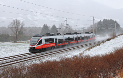 ÖBB 4024 110 in Au bei Gaishorn am See mit dem R 4474