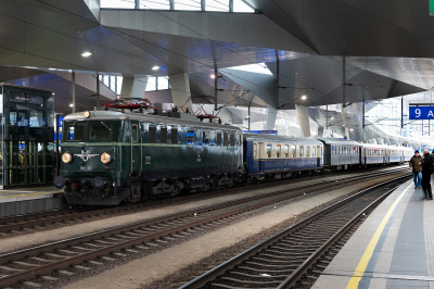 1010 010 Club 1018  Freie Strecke  Am Hauptbahnhof  Railwayfans