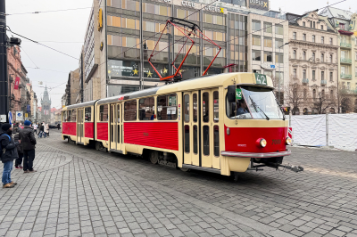 DPP 7000 in Praha Vaclavske namesti