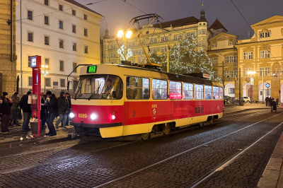 DPP 8089 in Praha Malostranske namesti