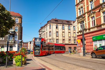 Tramwaje Śląskie 1021 in Katowicka