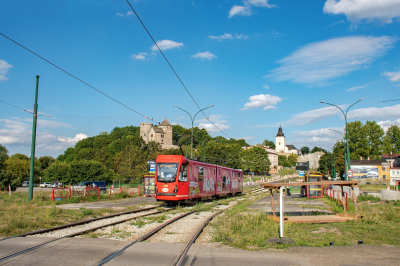 Tramwaje Śląskie 902 in Aleja Hugona Kołłątaja