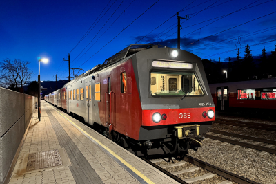 ÖBB 4020 319 in Pfaffstätten mit dem S4 / 21714