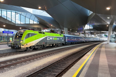 ÖBB 1016 036 in Wien HBF mit dem NJ 490