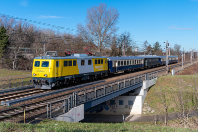 Regiobahn 1110 524 in Langenzersdorf