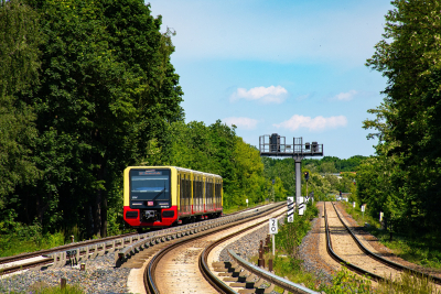 S-Bahn Berlin 484 002 in Krebsgang