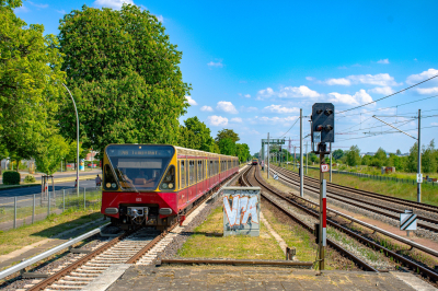 S-Bahn Berlin 480 033  in Johannisthal