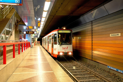 GT 10 NC-DU 1042 DVG  Hauptbahnhof  Bahnhofsbild  Railwayfans