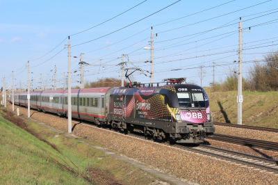 ÖBB 1116 170 in Waitzendorf mit dem IC 742