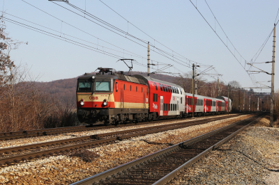 ÖBB 1144 092 in Unter-Oberndorf mit dem 1638