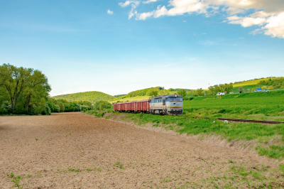 751 030 ZSSK Cargo 194 Freie Strecke  Tulčík  Railwayfans