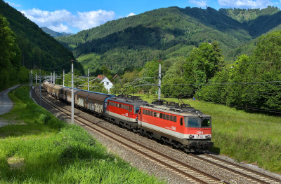 1142 638 ÖBB Südbahn | Wien Hbf -  Spielfeld Straß Freie Strecke DG 54972 Laufnitzdorf  Railwayfans
