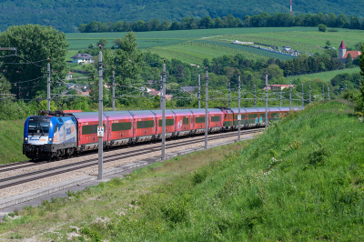 ÖBB 1116 159 in L2090 mit dem RJX 864
