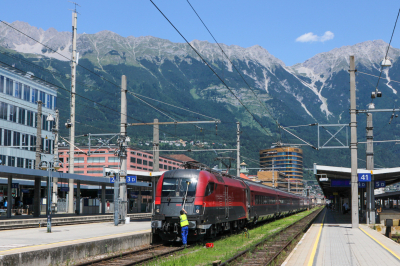 1116 226 ÖBB  Innsbruck Hauptbahnhof  Bahnhofsbild  Railwayfans